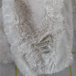Sonoma Lifestyle Plush Cream Infinity Scarf